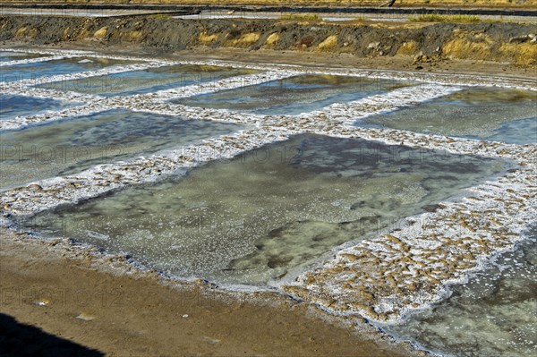 Sea salt extraction