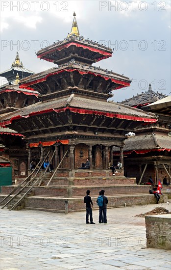 Earthquake-damaged temple on Hanumandhoka Durbar Square