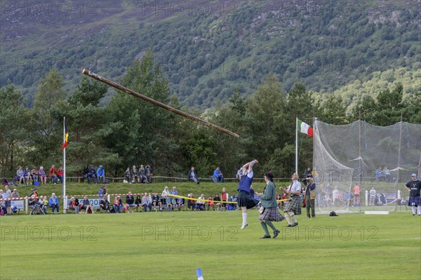 Tossing the caber