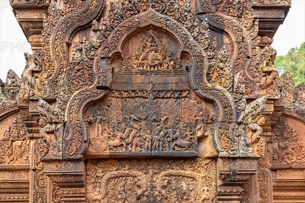 Wonderful carvings in the kudu-arch at the temple Banteay Srei temple