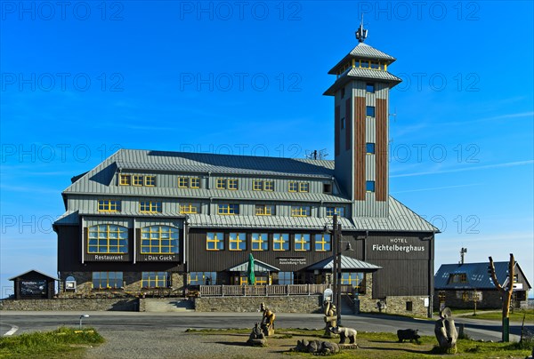 Fichtelberghaus with observation tower