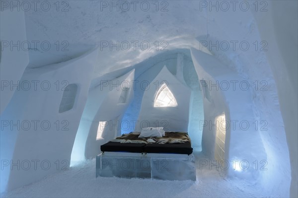 Bed with reindeer skins