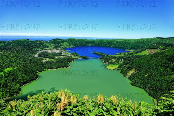 Crater lakes Lagoa Verde and Lagoa Azul