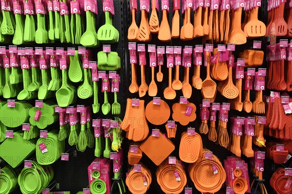 Various cooking utensils made of plastic