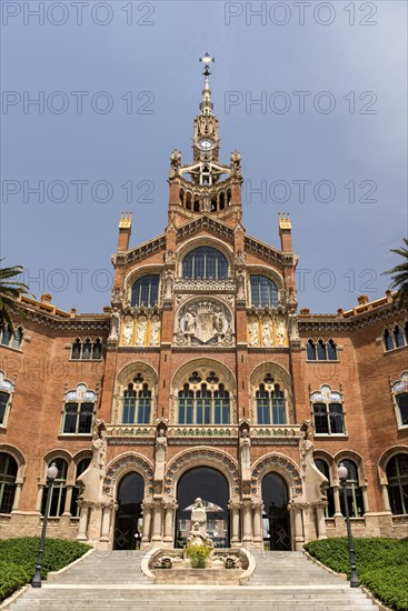 Main entrance of Hospital de la Santa Creu i Sant Pau