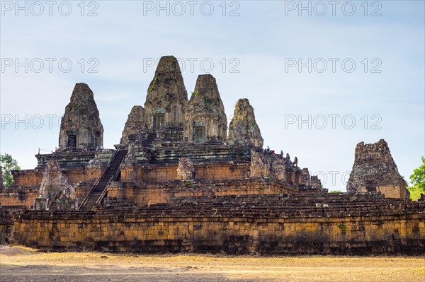 Pre Rup or Prae Roup temple ruins