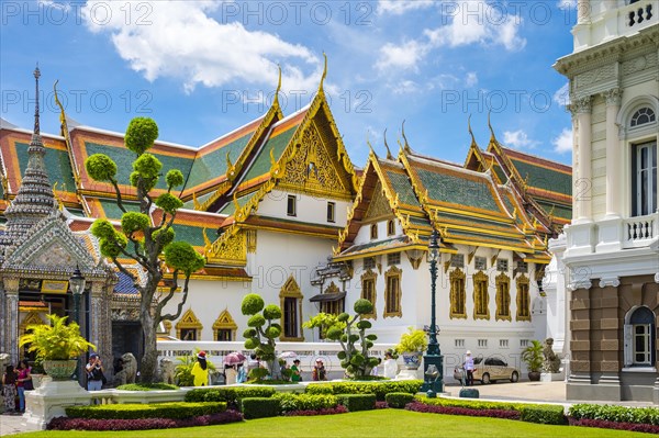 Phra Thinang Chakri Maha Prasat throne hall