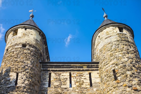 Towers of Helpoort