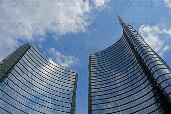 Torre Unicredit skyscraper at Milano Porta Garibaldi station