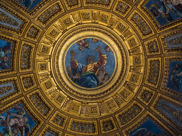 Artistic dome with mosaic