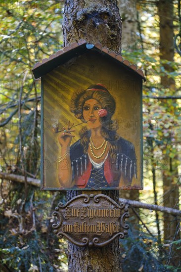 Wayside shrine with inscription Zur Zigeunerin am Kalten Wasser