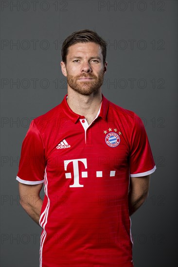 Xabi Alonso of FC Bayern Munich