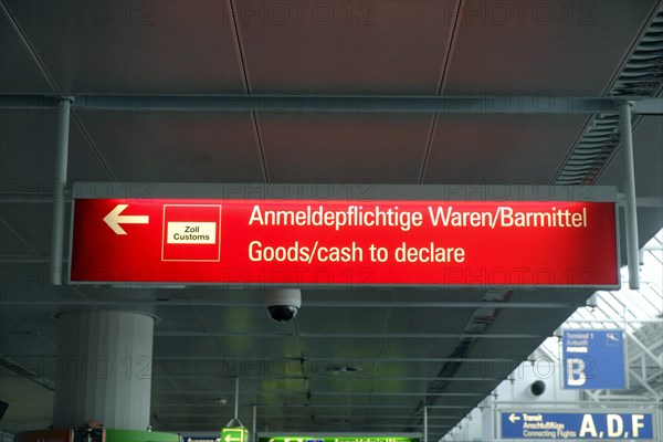 Information sign Customs