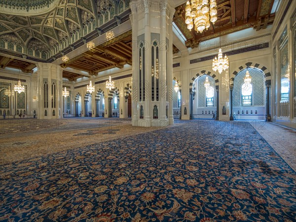 Sultan Qaboos Grand Mosque