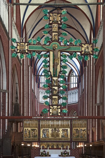 Double-sided cross altar with Christ