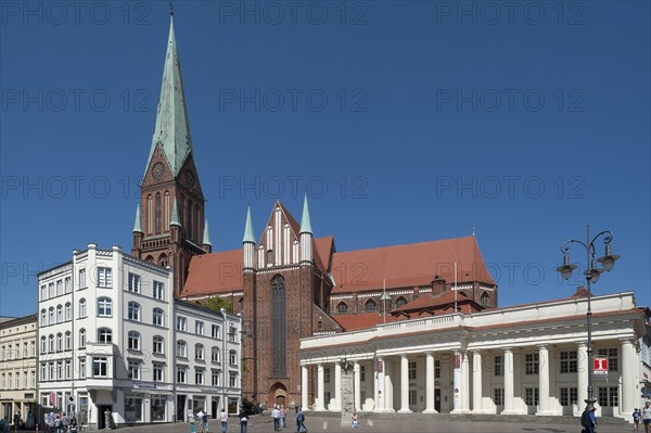 View of the Schwerin Cathedral with market place