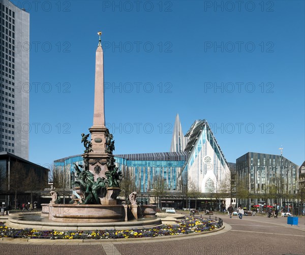 Mende Fountain and Paulinum