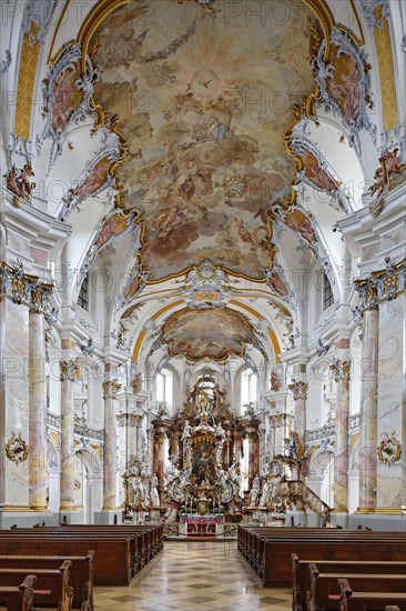 Nave with chancel and frescoed ceilings