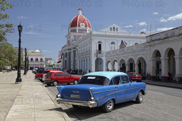 Vintage car Chevrolet Bel Air 1957 at Parque Jose Marti