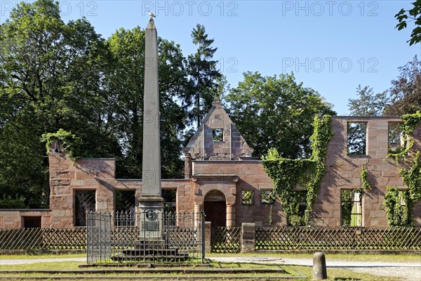 Obelisk with ruins of the of the Hammer family mansion