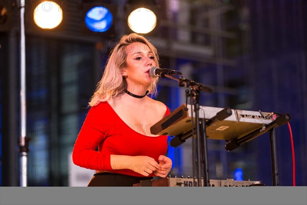 The Polish Indie-Pop-Duo Lilly Hates Roses live at the Blue Balls Festival Lucerne