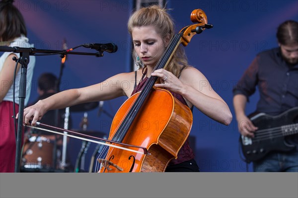 Swiss Folk Pop Band Serafyn live at the Blue Balls Festival Lucerne