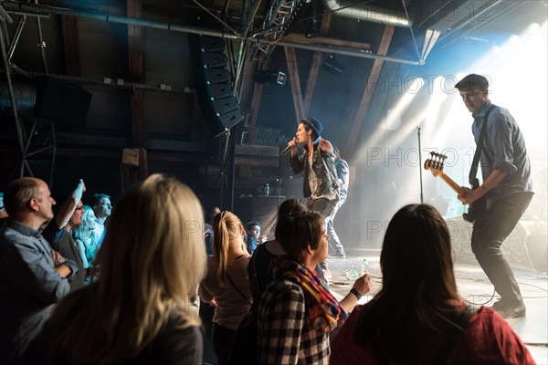 The Swiss band Lovebugs live in the Schuur Lucerne