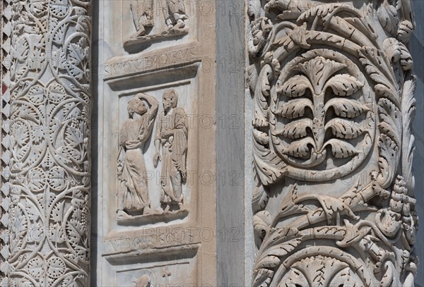 Marble columns at the main portal with floral motifs and scenes from the life of John the Baptist