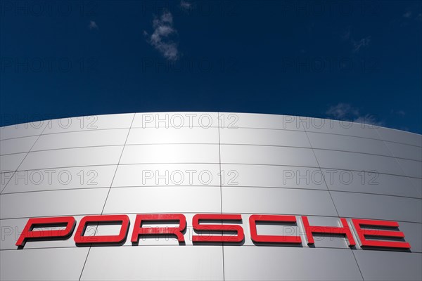 Porsche logo