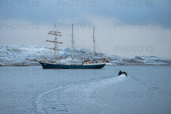 Barkentine Antigua and dinghy