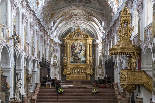 Interior and altar of St. Mary's Cathedral and St. Korbinian