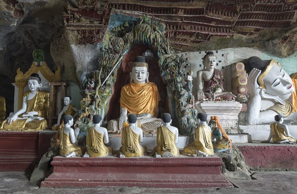 Buddha statues