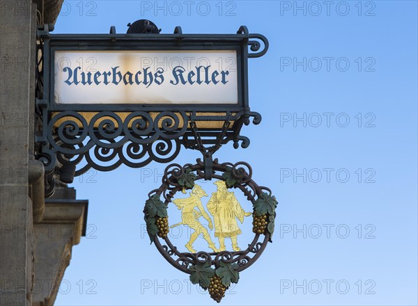 Hanging shop sign from Restaurant Auerbachs Keller