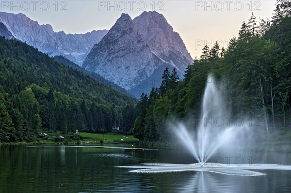 Riessersee with fountain