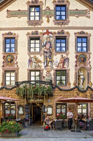 Gasthof zum Rassen with mural painting of St. Graf Rasso and borocker Madonna in a niche