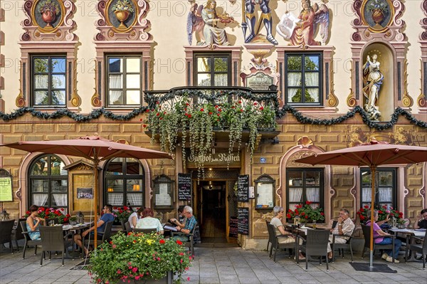 Gasthof zum Rassen with mural painting