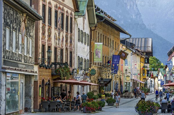 Ludwigstrasse with historic houses