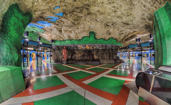 Underground station Kungstradgarden