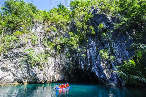 Tourist boat in Puerto Princessa rock caves and underground river