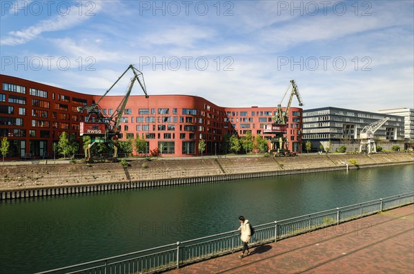 Inner harbour Duisburg with the wave-shaped building of the Landesarchiv NRW