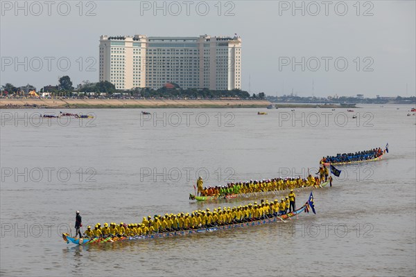 Dragon boats at Bon Om Touk Water Festival on Tonle Sap River