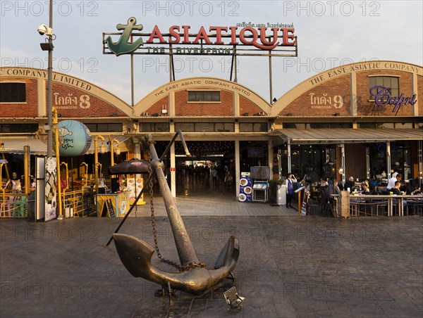 Anchor at the Asiatique the Riverfront