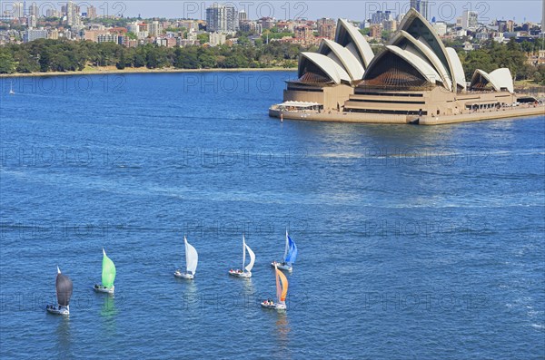 Sailing boats in front of Sydney Opera House