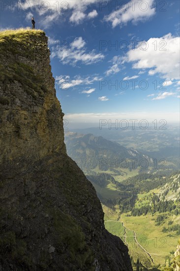 Hikers on Diedamskopf