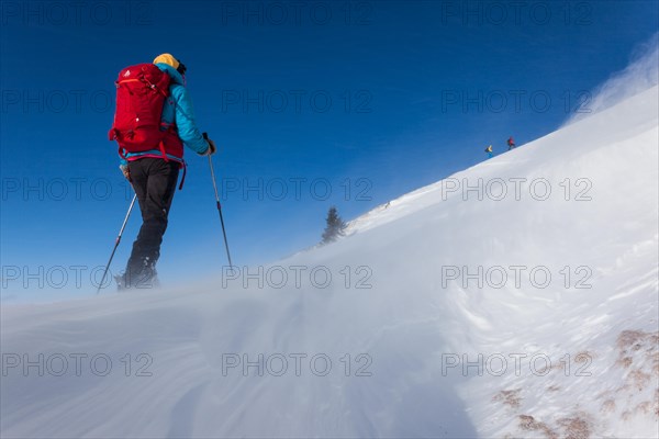 Ski tour