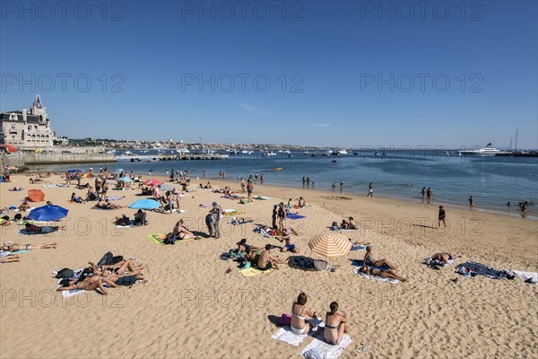 City beach Praia da Ribeira