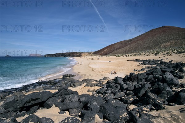 Playa de las Conchas and Volcano Montana Bermeja in the North