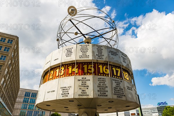 Urania World Clock