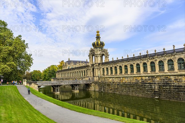 Exterior view of the Kronentor