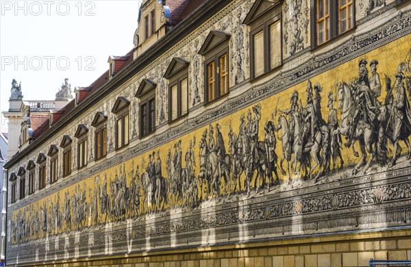 Prince's procession of the Wettins as wall frieze made of Meissen porcelain tiles